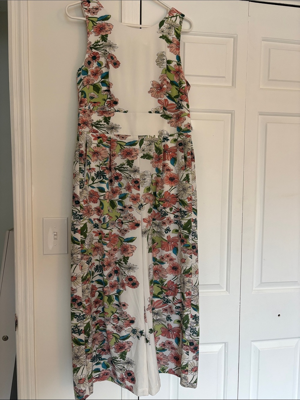 NWT Rabbit Rabbit  Designs Boutique floral cropped wide-leg jumpsuit size 10